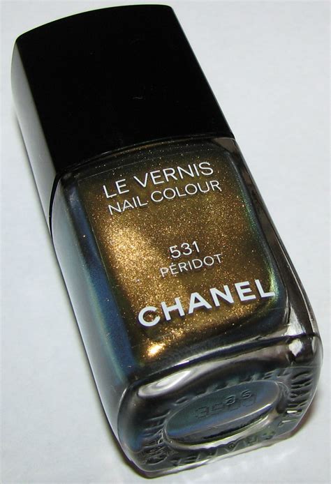 Chanel Peridot Le Vernis / Nail Lacquer Review, Photos